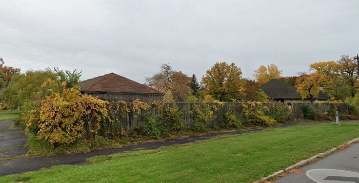 Belle Isle Childrens Zoo - Web Listing And Street View Photo (newer photo)